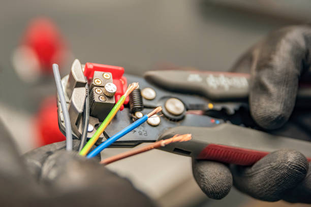 Best Local Electrician Companies  in Fort Knox, KY